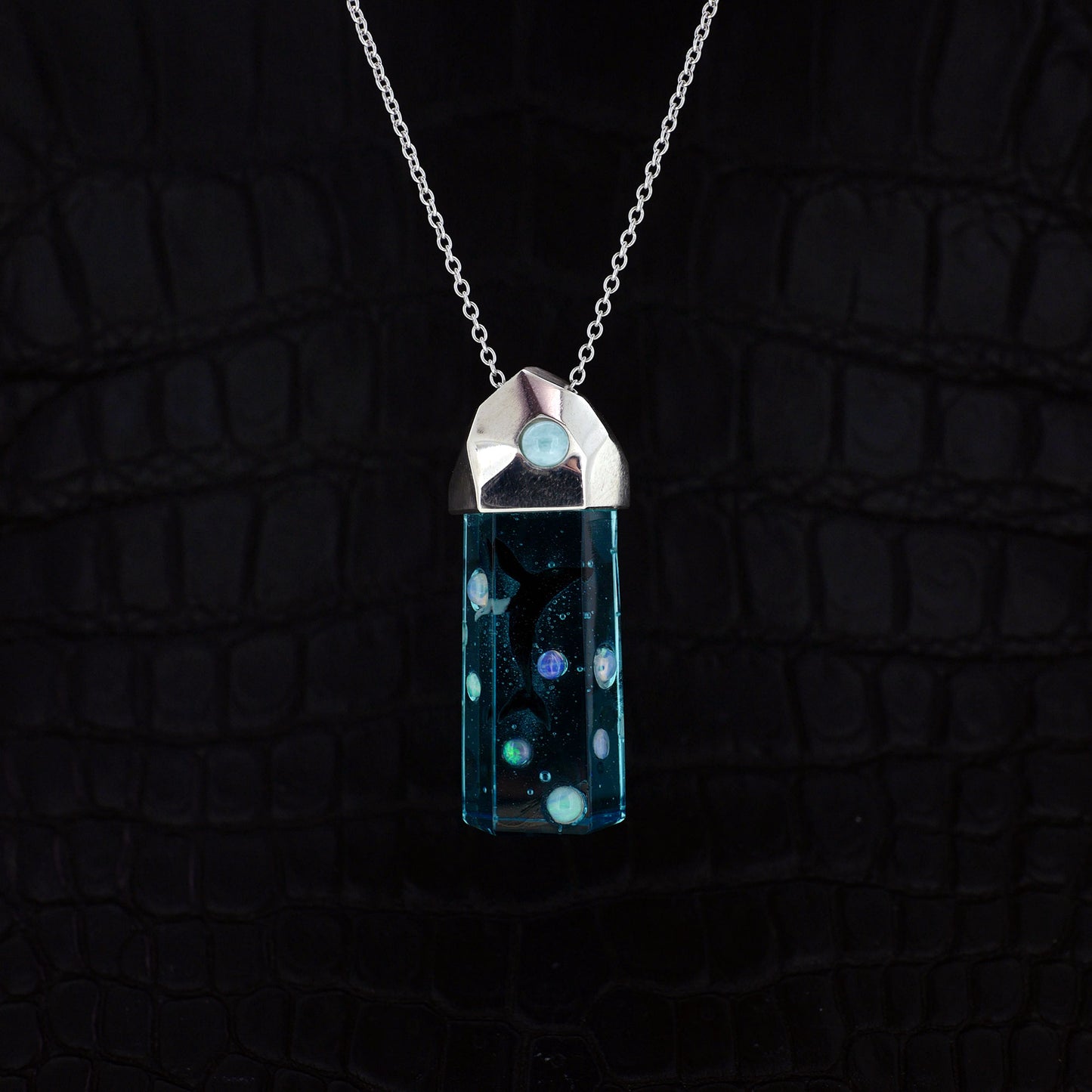 CRYSTAL 03