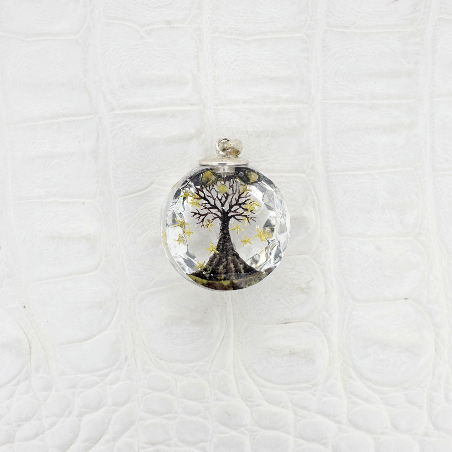 HOLYTREE 08 (Mistletoe/Oak)