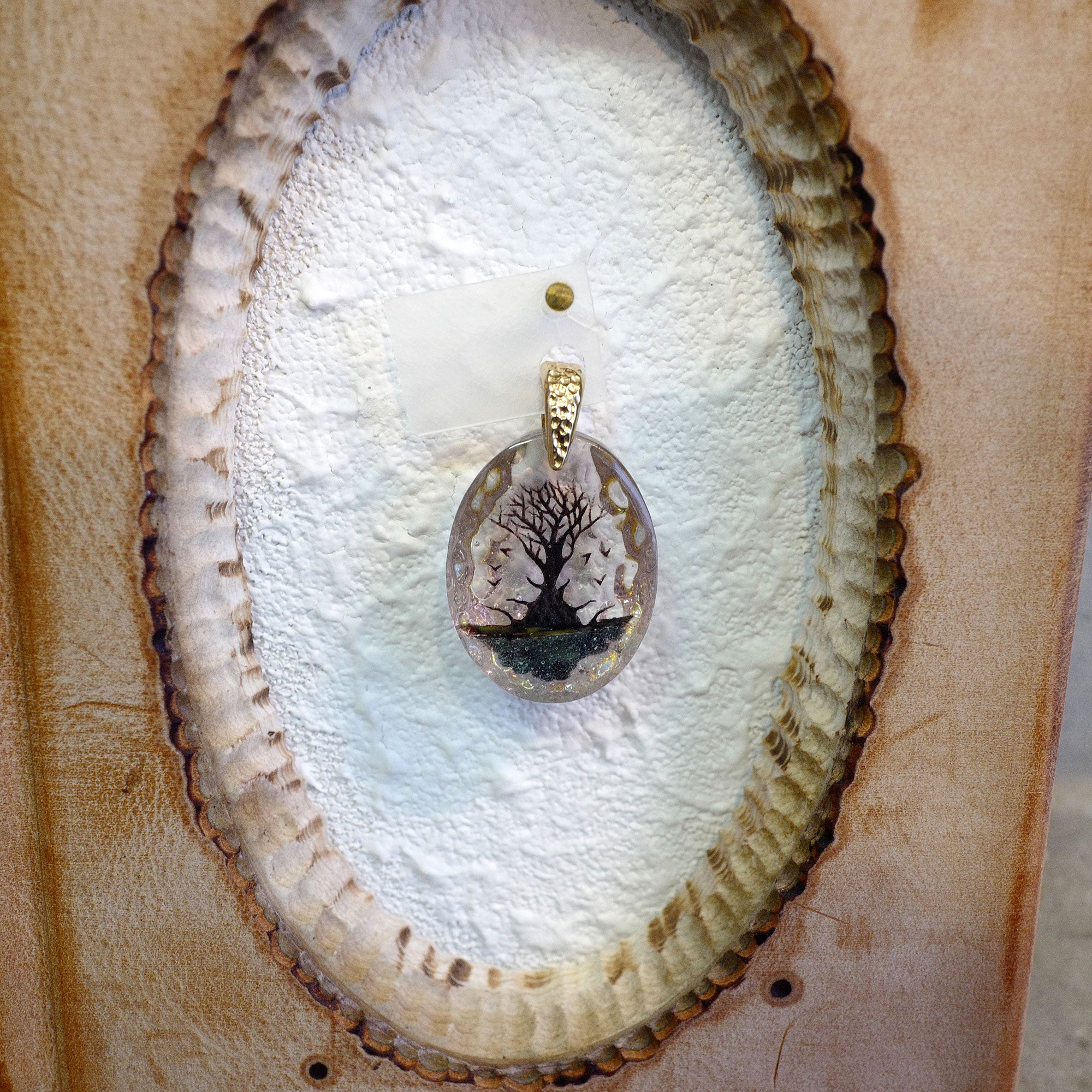 HOLYTREE 09（思いやりの木）