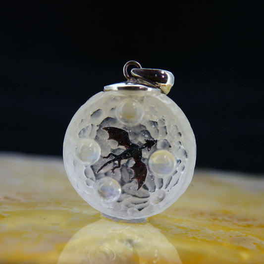 MOON 23（ドラゴン）