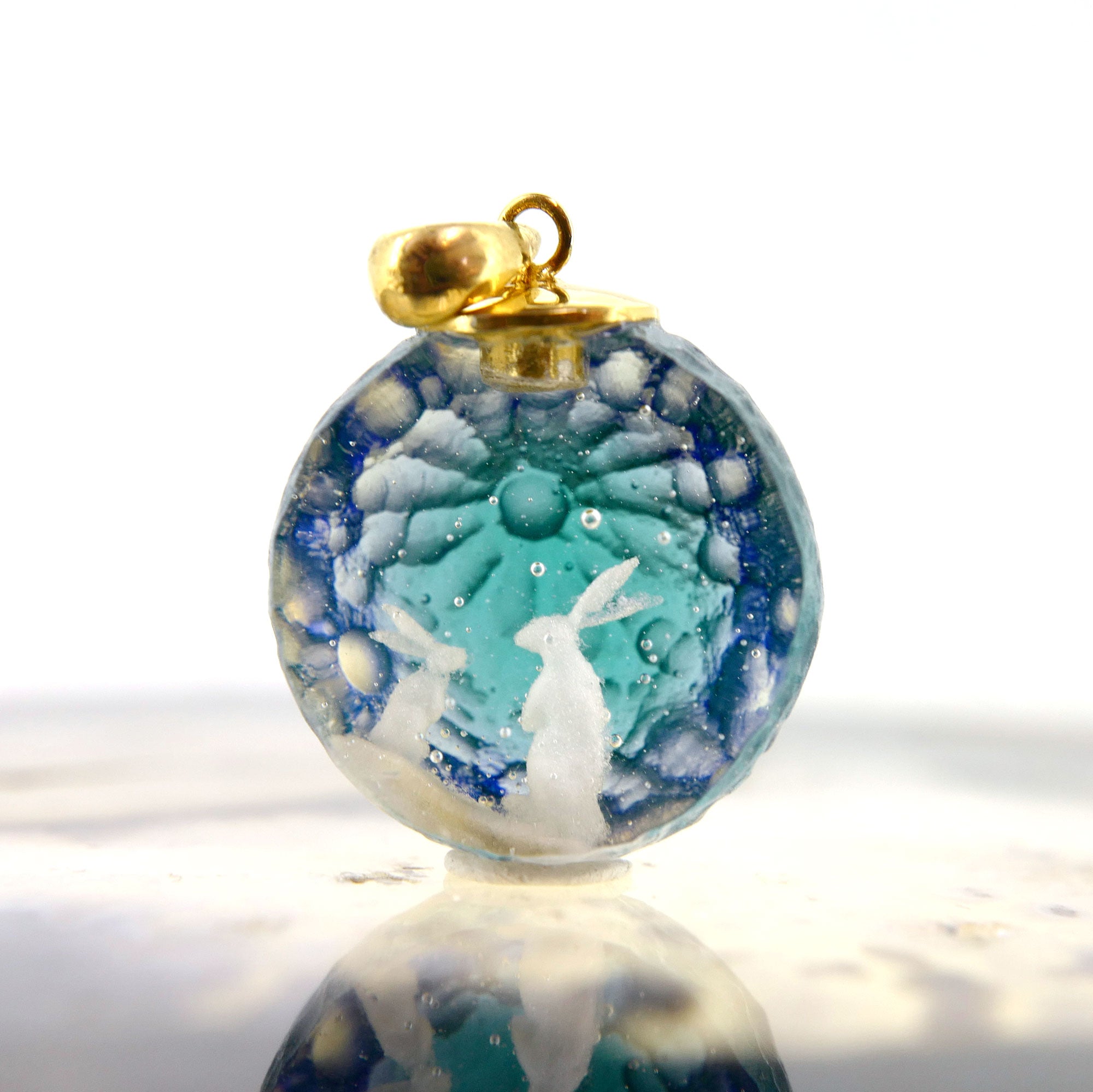 MOON 24（ウサギ）