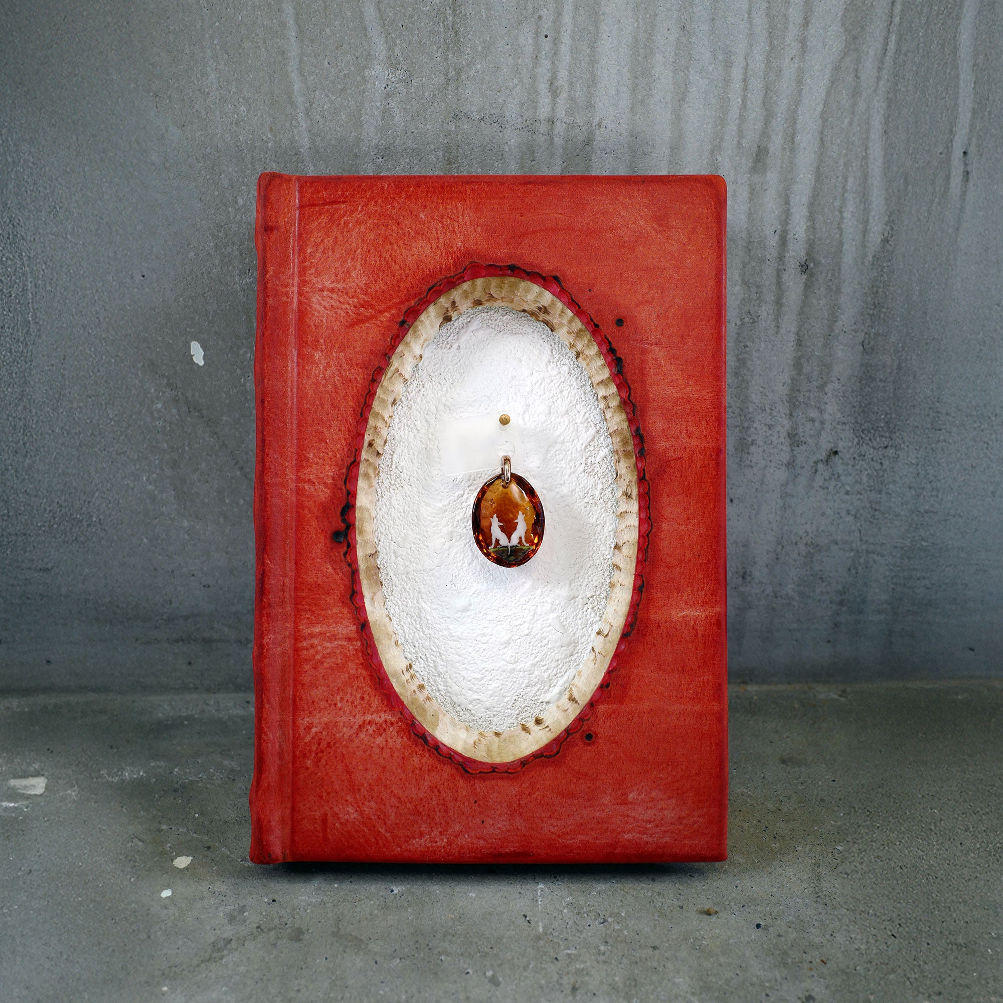 TRUST 01（白狼）