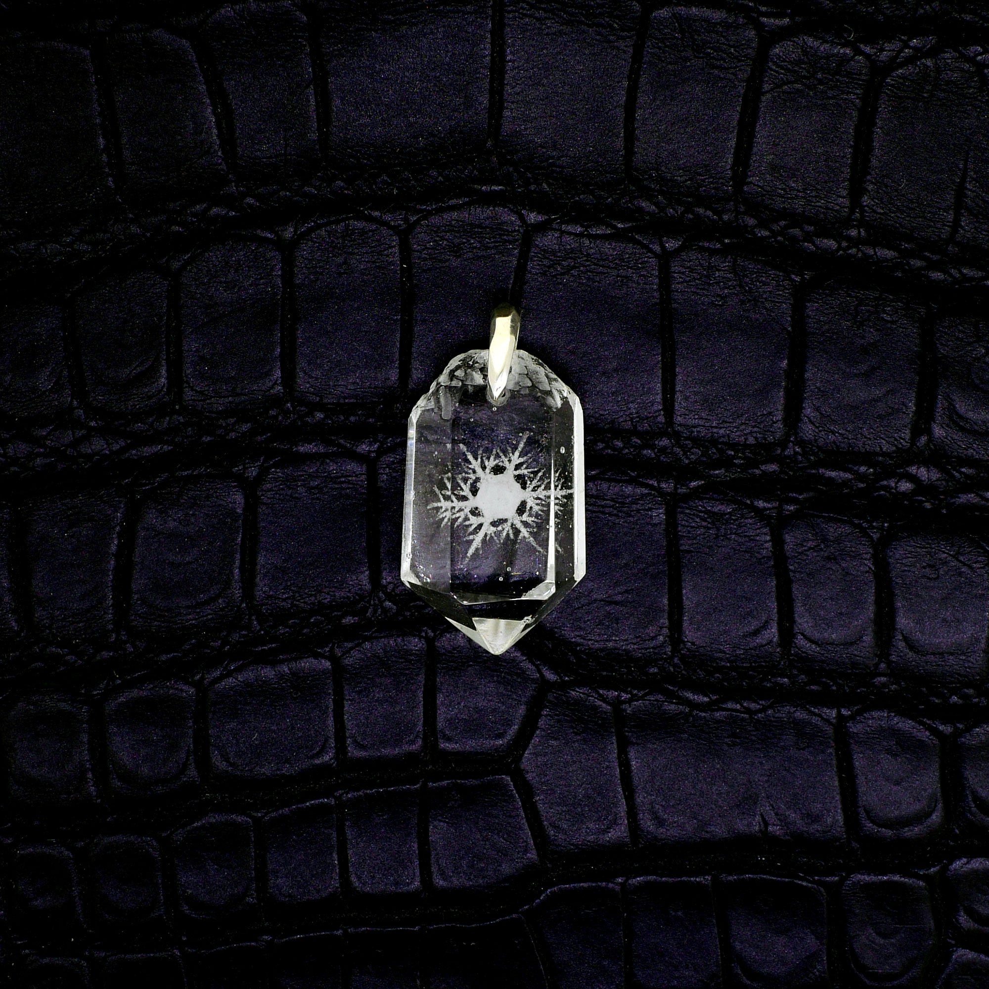 雪の結晶（snow206）