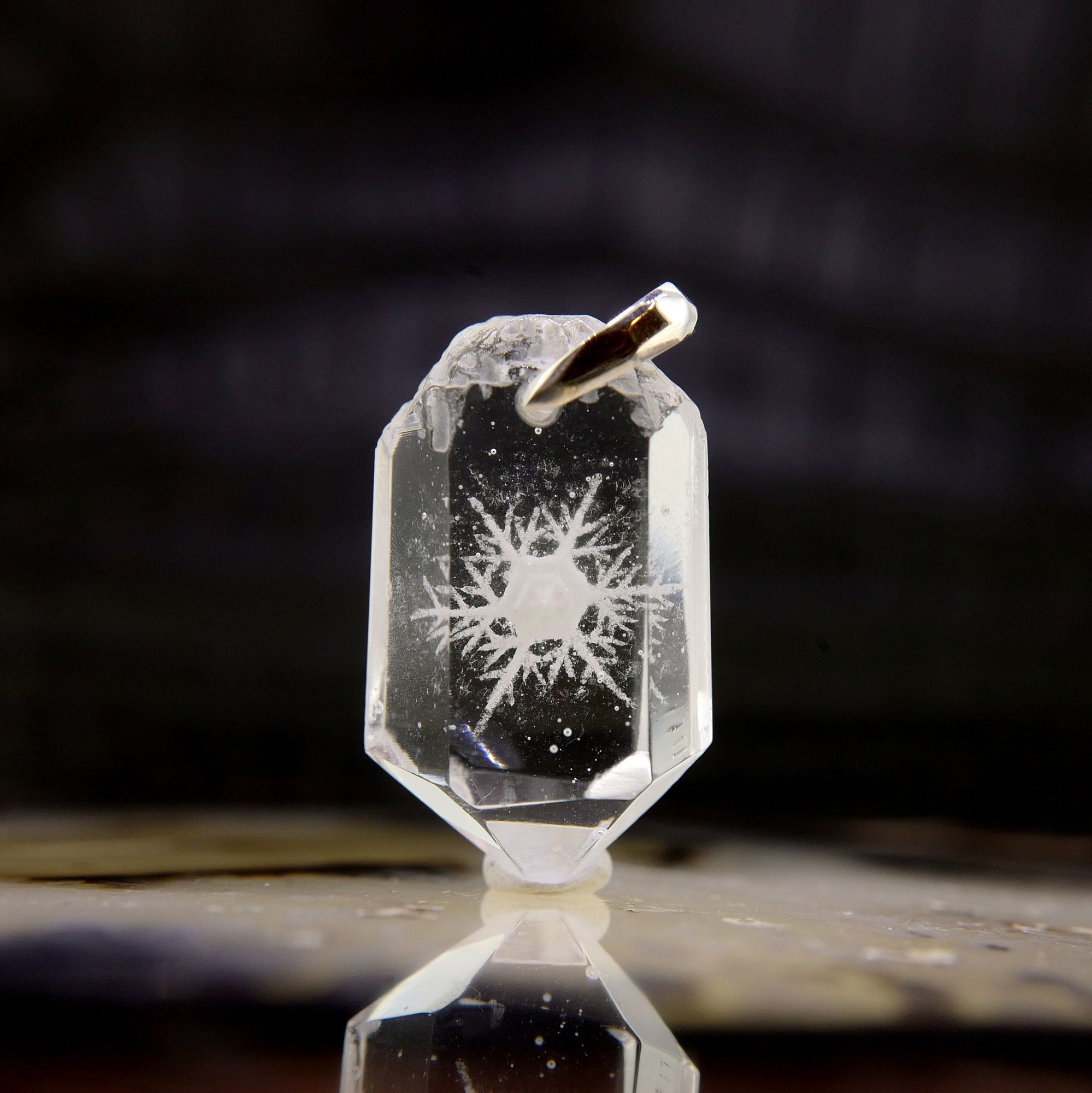 雪の結晶（snow206）