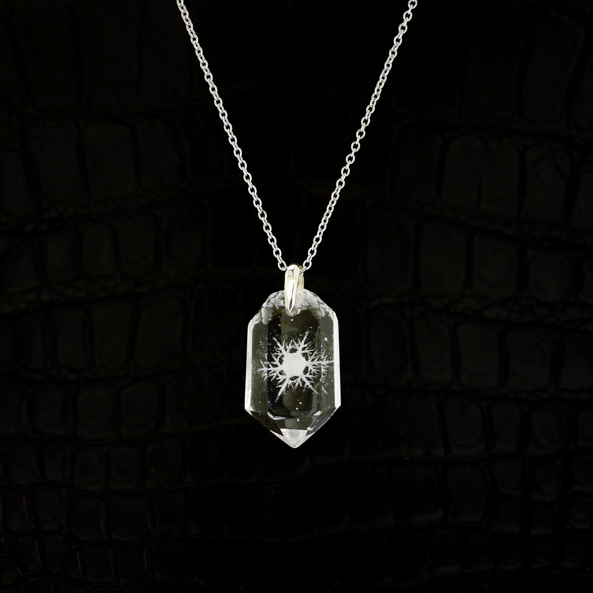 雪の結晶（snow206）