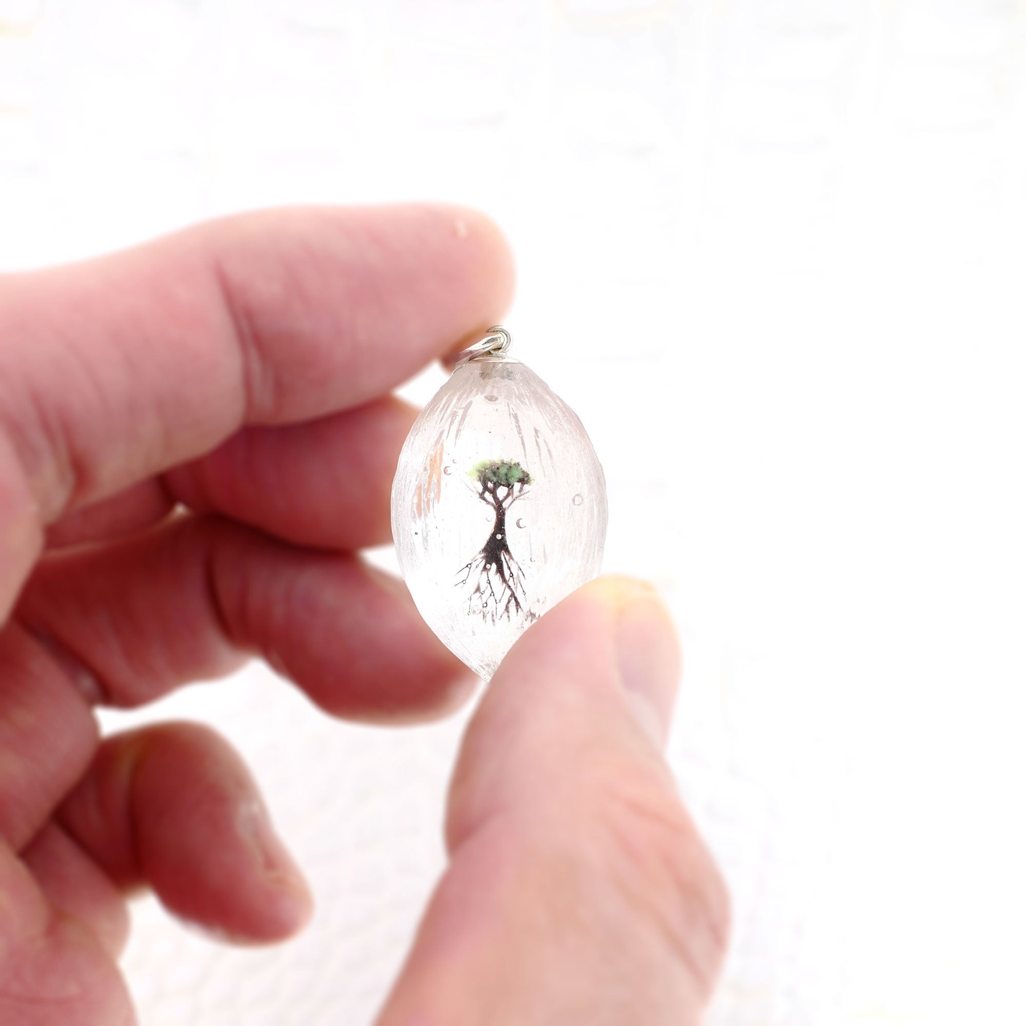 世界樹の種（yggdrasil045）